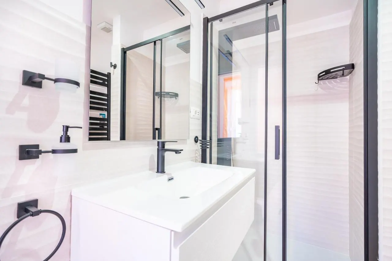 Sunscape Rooms Cagliari City Center 0*,  Włochy