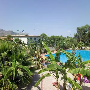 Villaggio Alkantara 3*, Giardini-Naxos Italien